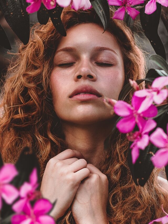 5 Hair Washing Tips For Curly Hair